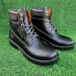 هاف بوت تمبرلاند لون اسود جلد